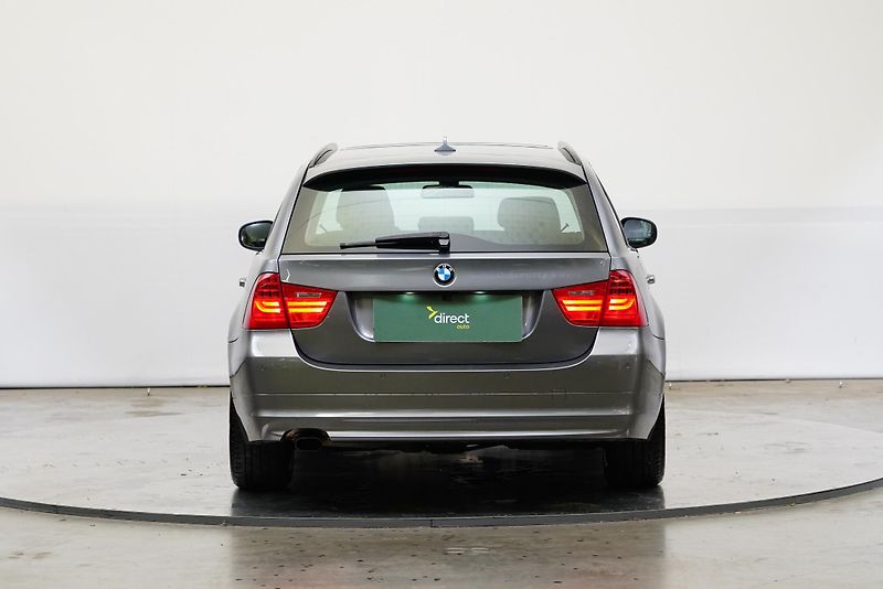 BMW Řada 3 - fotka 6 z 22