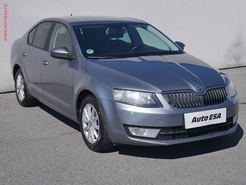 Škoda Octavia (2013) 1.6 TDi, 2.maj,ČR, Elegance - fotografie inzerátu