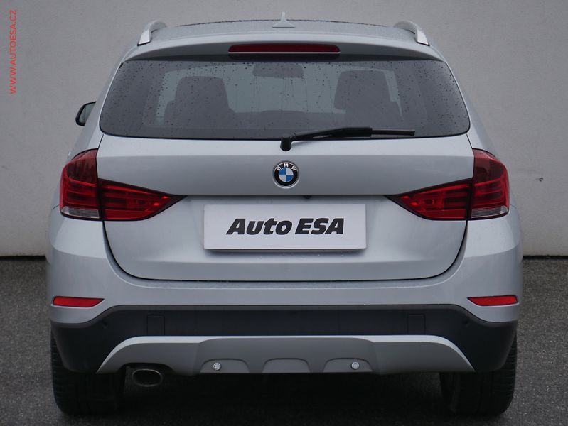 BMW X1 (2013) 2.0xd xD, AT, bixen - fotka 5 z 22
