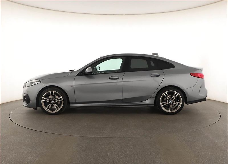 BMW Řada 2 (2023) 218d Gran Coupé - fotka 3 z 20