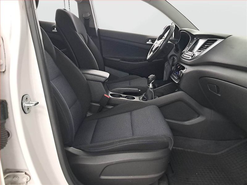 Hyundai Tucson (2016) Trikolor 1.7 CRDi, Navi - fotka 9 z 15