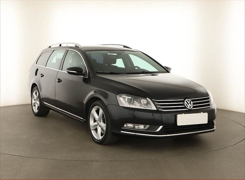 Volkswagen Passat (2014) 2.0 TDI, Automat, Xenony - fotografie inzerátu