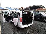 Ford Tourneo Courier 1.5TDCi Titanium, 2. maj. - náhled 31