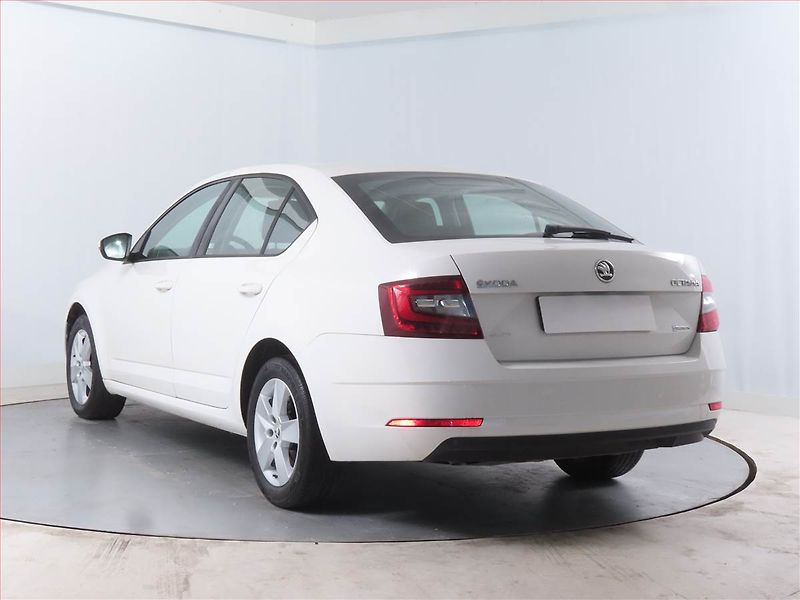 Škoda Octavia (2018) Ambition Plus 1.6 TDI - fotka 4 z 13