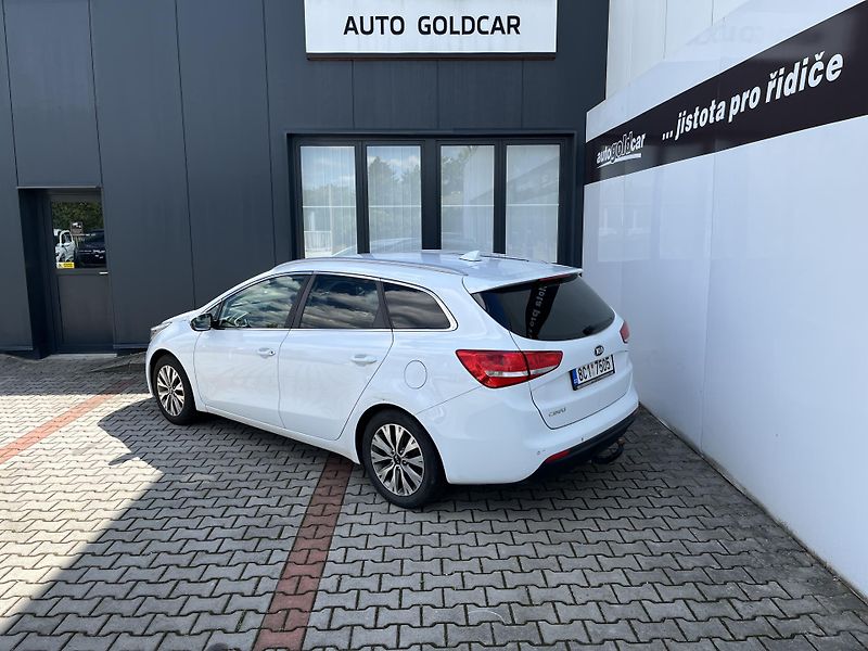 Kia Ceed Sportswagon Cool 1.6 GDI - fotka 23 z 23