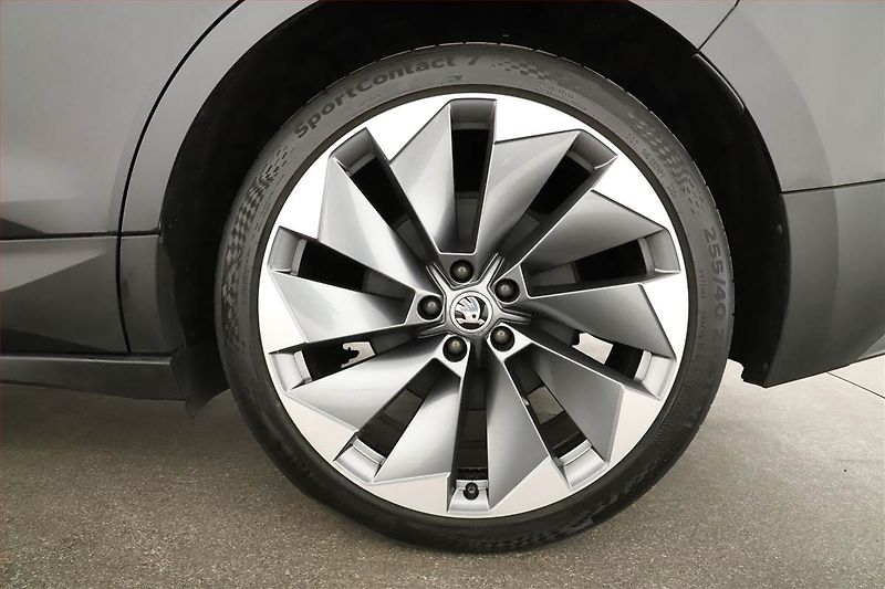 Škoda Enyaq (2021) iV 80 (82 kWh), SoH 92% - fotka 21 z 21