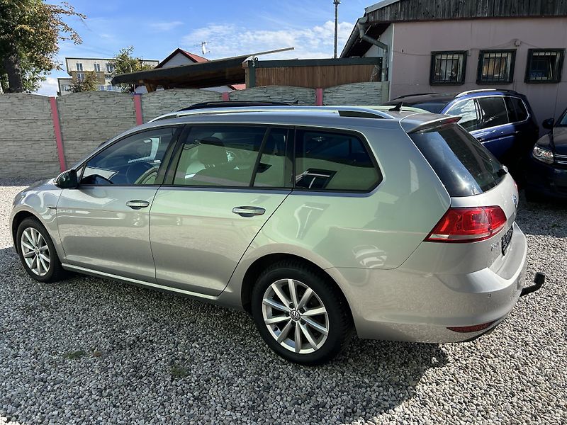 Volkswagen Golf (2016) 1.6 TDi 81 KW servisní kniha - fotka 10 z 41