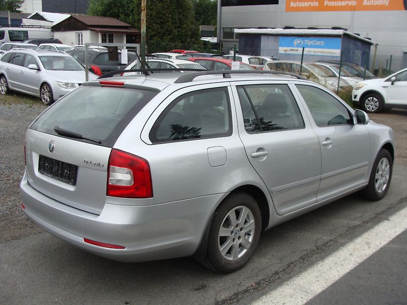 Škoda Octavia 1.4 TSi, 90 kW, klimatizace - fotka 5 z 27