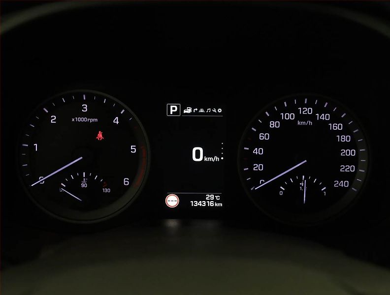 Hyundai Tucson (2016) Style 2.0 CRDi, 4X4, Automat - fotka 9 z 19