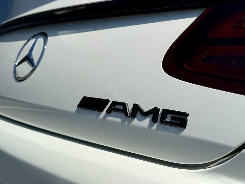 Mercedes-Benz Třídy S (2017) 500 4MATIC kupé - fotka 11 z 57