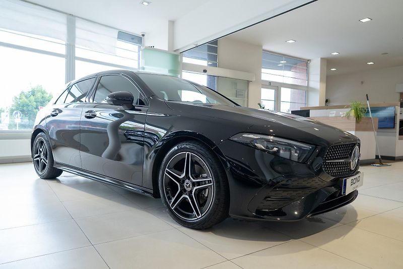 Mercedes-Benz Třídy A (2025) A 200 d/AMG/360/MULTIBEAM/TOP - fotka 2 z 16