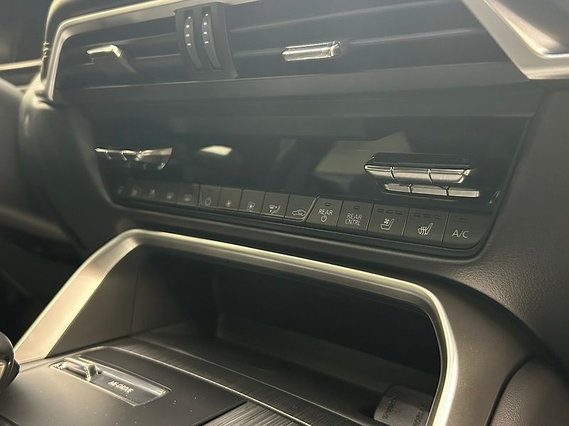 Mazda CX-80 (2025) 3.3D 254 Homura Plus | nové - fotka 44 z 74