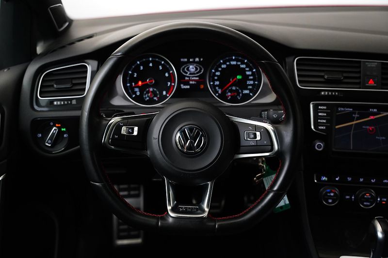 Volkswagen Golf - fotka 17 z 25