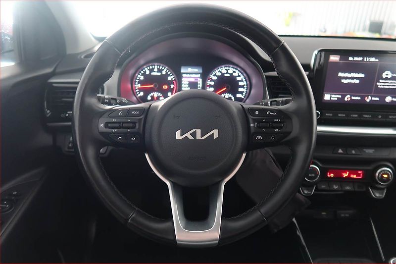 Kia Stonic (2023) Exclusive 1.0 T-GDI, EXCLUSIVE - fotka 15 z 17