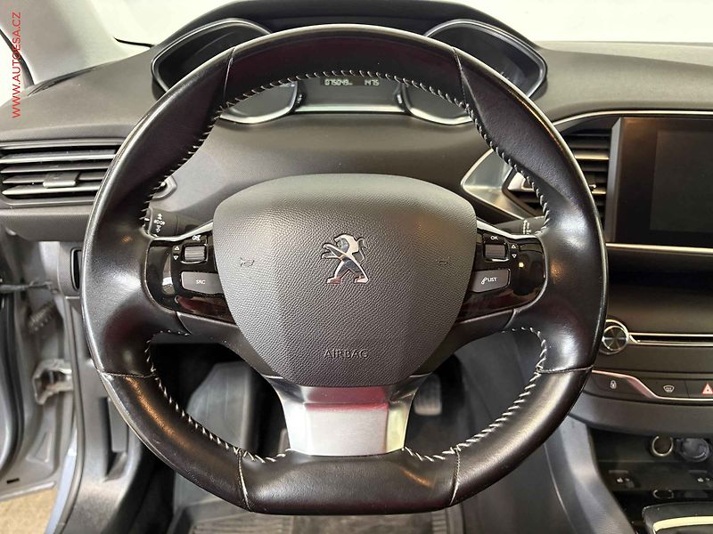 Peugeot 308 (2016) 1.2PT SW, ČR, AC, navi - fotka 16 z 16