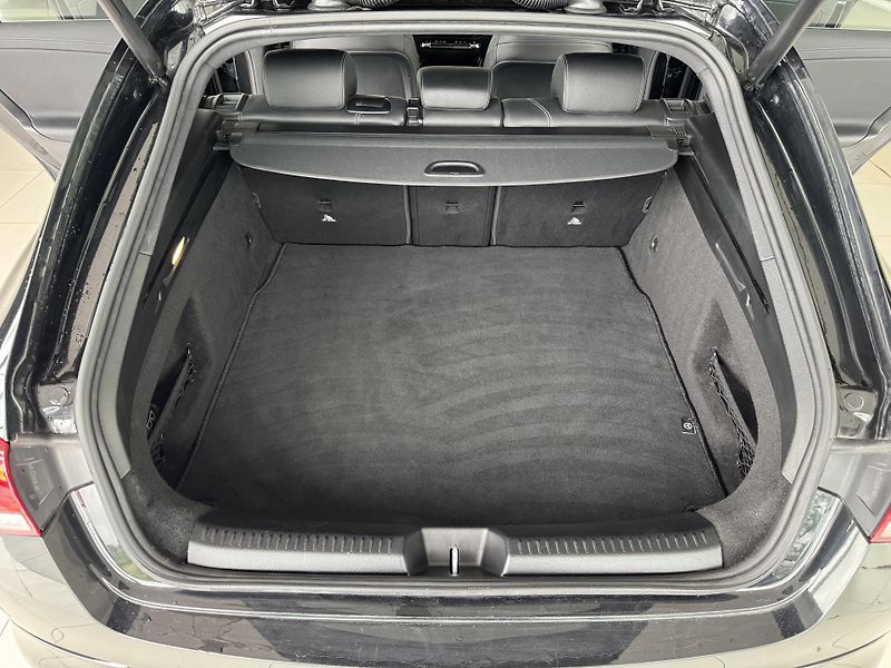 Mercedes-Benz CLA 180 AUT*100kW*REZERVACE! - fotka 30 z 33