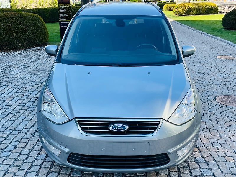 Ford Galaxy 2.0TDCi MANUÁL 7 MÍST VÝHŘEV - fotka 5 z 49