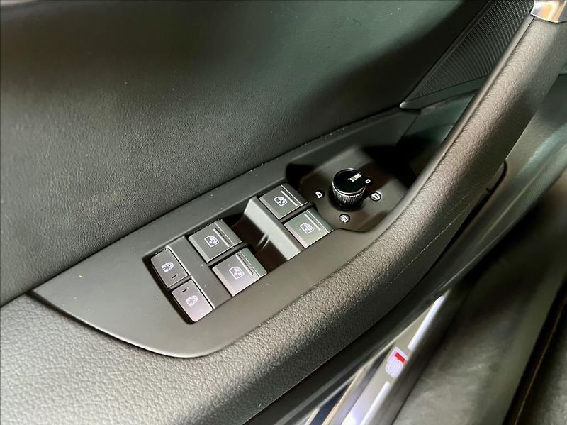 Audi A7 2,0 45 TFSi / QUATTRO / S-LINE - fotka 41 z 52
