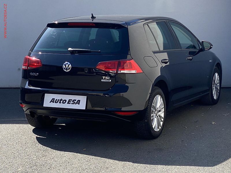 Volkswagen Golf (2014) 1.2 TSi, CUP, nez.topení - fotka 4 z 16