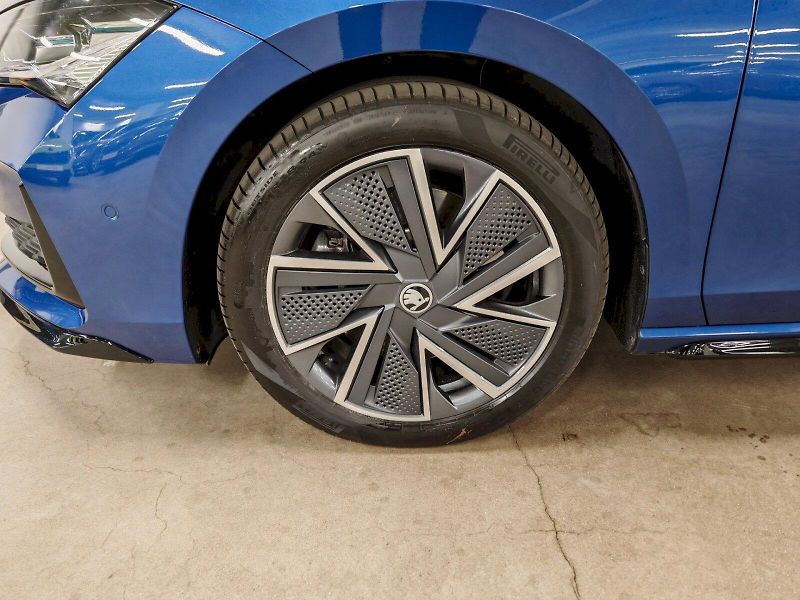 Škoda Superb (2025) Combi 2.0 TDI 142 kW DSG 4x4 S - fotka 36 z 36