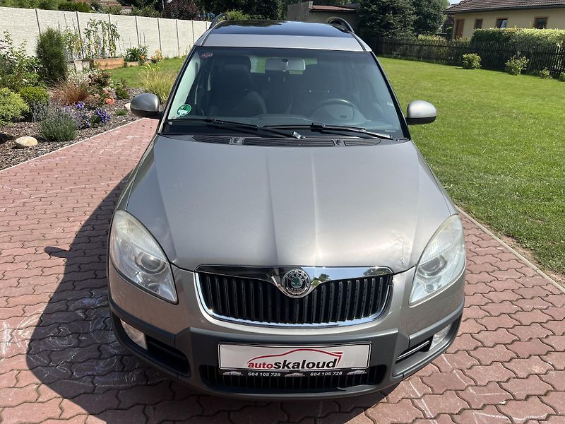 Škoda Roomster 1.9TDI 77KW,SCOUT,DIGI,PANORAM - fotka 2 z 41