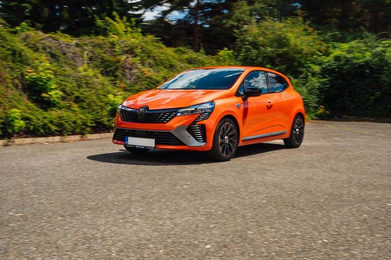 Renault Clio (2025) E-Tech Hybrid, Esprit Alpine - fotka 31 z 32