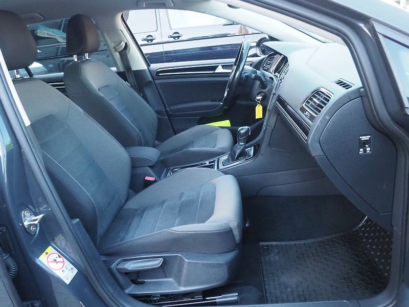 Volkswagen Golf Variant (2017) 1.4 TGI 81 kW, CNG - fotka 17 z 36