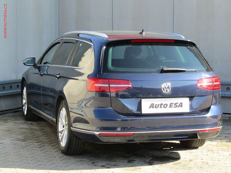 Volkswagen Passat (2015) 2.0 TDi, Highline, TZ - fotka 6 z 19