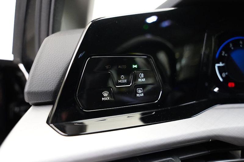 Volkswagen Golf - fotka 9 z 25