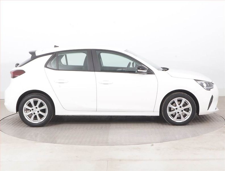 Opel Corsa (2023) 1.2 Turbo, Navi, Tempomat - fotka 6 z 15