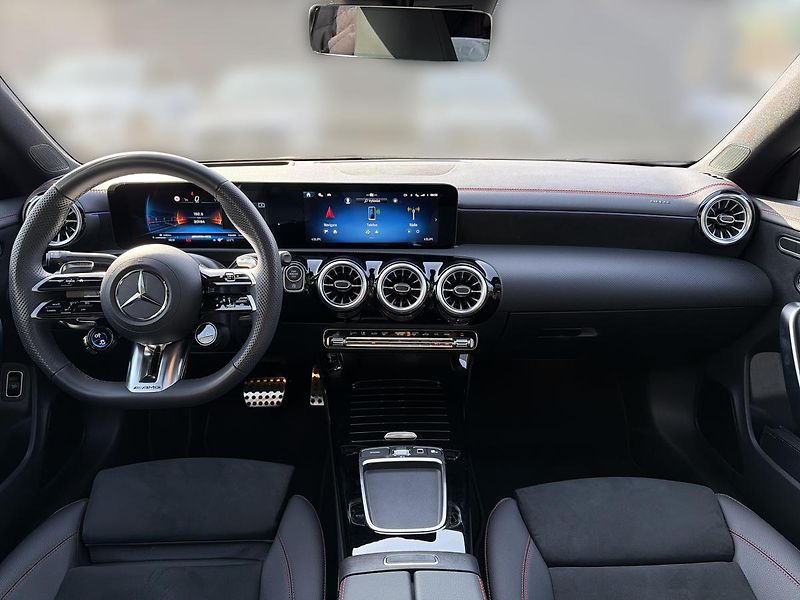 Mercedes-Benz CLA 35 AMG, 4M, HUD - fotka 11 z 16