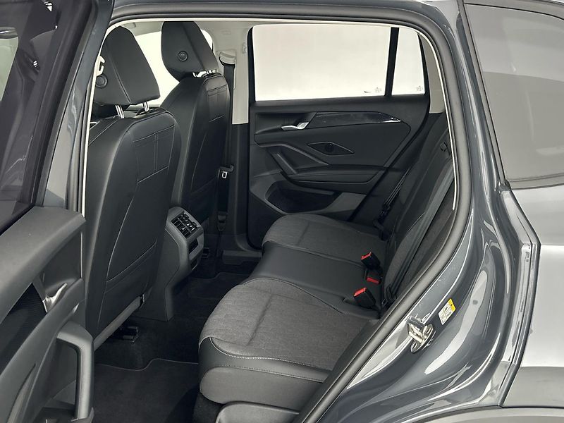 Volkswagen Tiguan Life - fotka 8 z 30