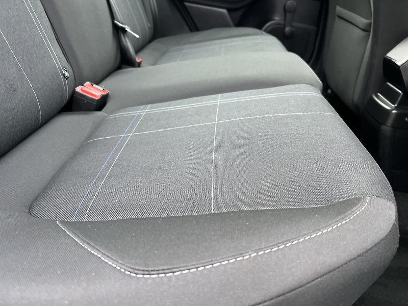 Ford Fiesta 1.0i KLIMA TEMPOMAT PŮVOD ČR - fotka 29 z 42