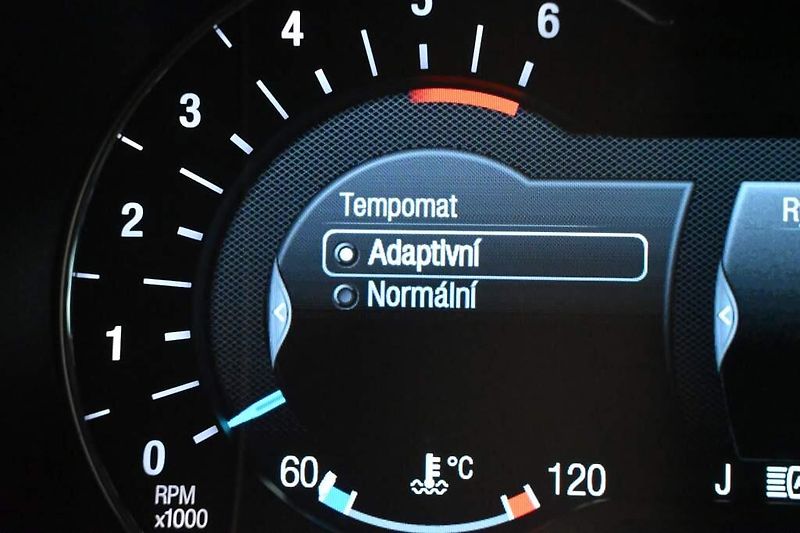 Ford S-MAX (2022) 2.0 LED ACC SONY Tažné WEBASTO - fotka 33 z 40