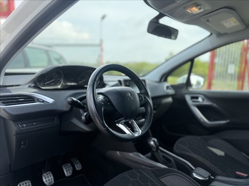 Peugeot 2008 1,2 i DIGIKLIMA, NOVÉ V ČR - fotka 10 z 24