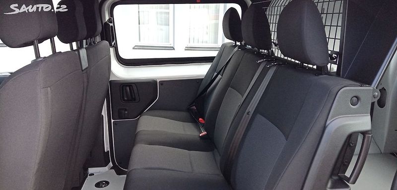 Citroën Jumpy (2024) POLOKOMBI FLEXI L2 2,0HDi 145k - fotka 6 z 8