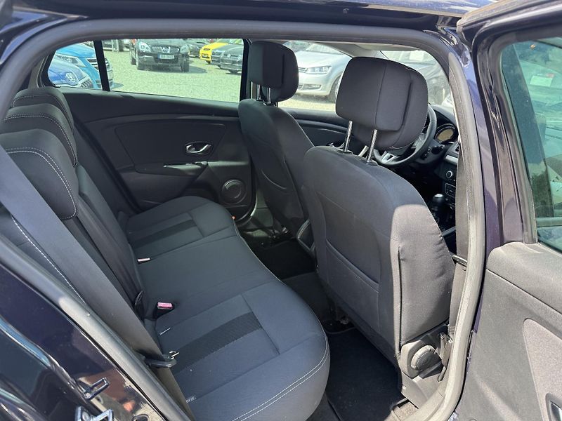Renault Mégane 1.4 TCe  - fotka 11 z 13
