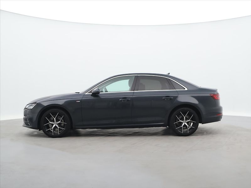 Audi A4 2,0 TFSI 185kW Quattro S-LINE - fotka 4 z 27