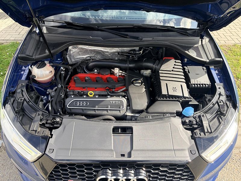 Audi RS Q3 PERFORMANCE 2.5TFSI 270KW  - fotka 40 z 40