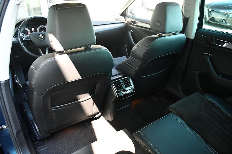 Škoda Superb 1,5TSi STYLE - fotka 19 z 57
