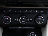 Škoda Superb 2,0 TDI 140kW DSG L&K Xenon - náhled 25
