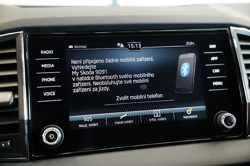 Škoda Karoq - fotka 20 z 30
