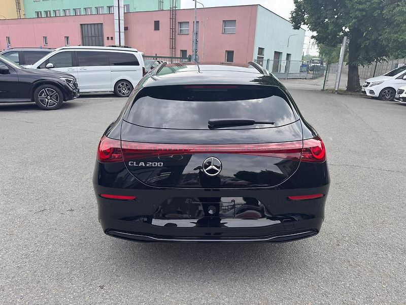 Mercedes-Benz CLA (2026) 200 Shooting Brake - fotka 6 z 25
