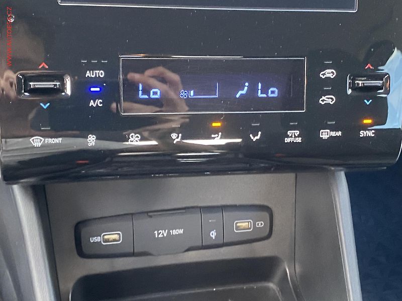 Hyundai Tucson (2022) 1.6 T-GDi, 2.maj,ČR, Smart - fotka 16 z 19
