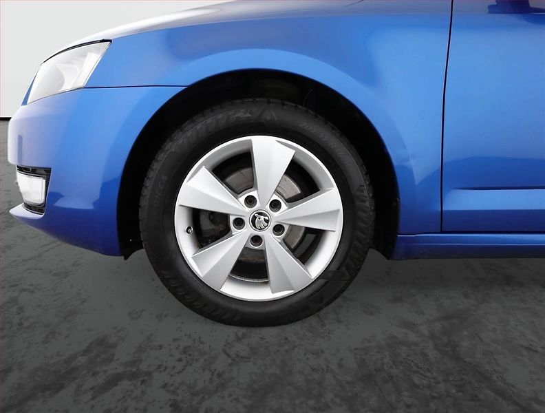 Škoda Octavia (2016) 1.6 TDI, Navi, Tempomat - fotka 18 z 18