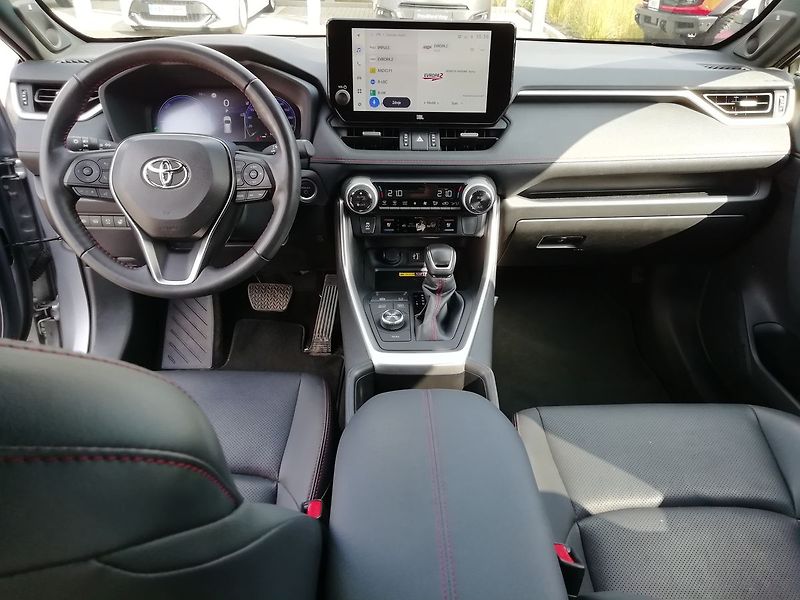 Toyota RAV4 2,5 PHEV 4WD Executive - fotka 8 z 24