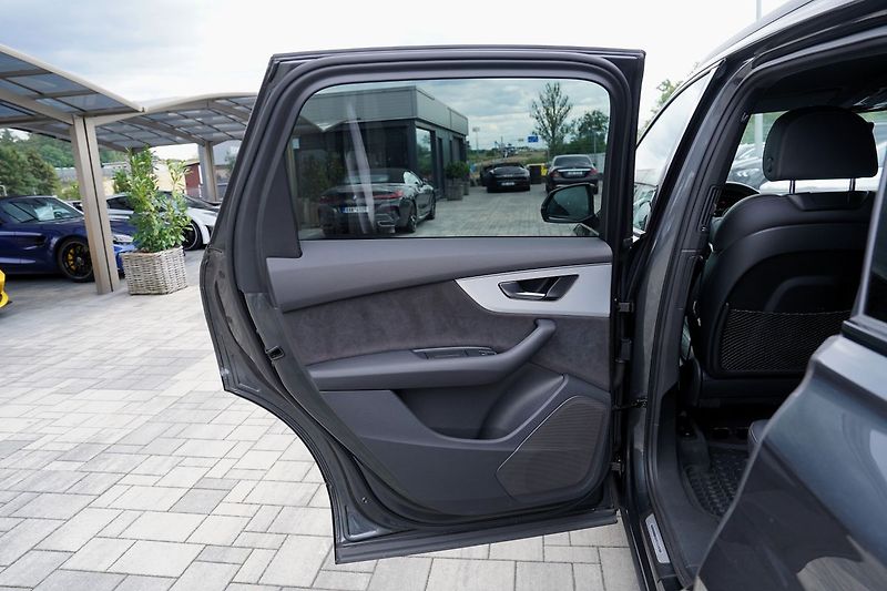 Audi Q7 50 TDI/Q/360/20/Sline/DPH - fotka 20 z 50