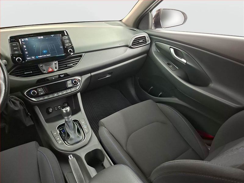 Hyundai i30 (2019) 1.4 T-GDI, Automat, Serv.kniha - fotka 8 z 23