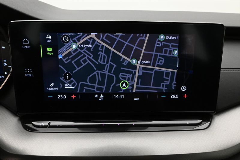 Škoda Octavia 2,0 TDI 110kW DSG Ambition Zár - fotka 17 z 26