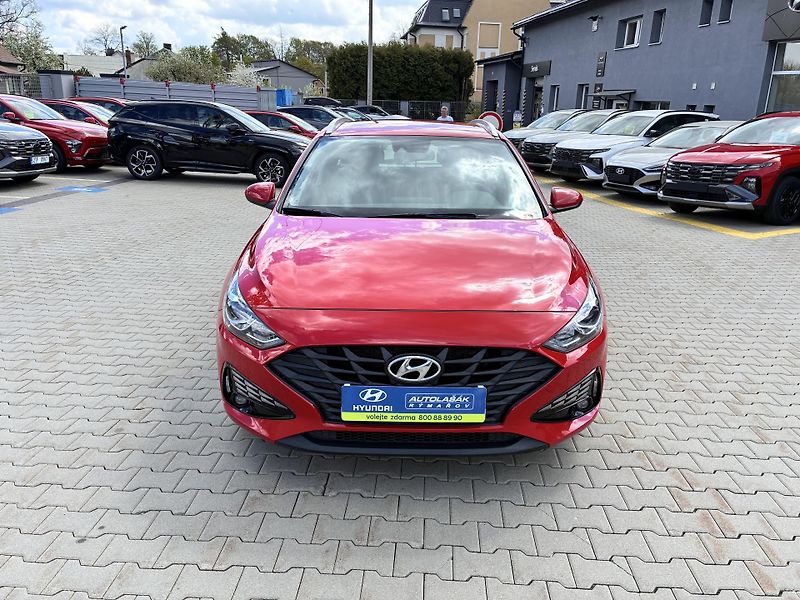 Hyundai i30 WG 1.0T-GDi 88kW ČR DPH TAŽNÉ  - fotka 2 z 24